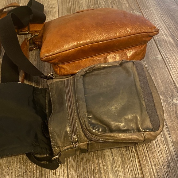 Roots Canada saddle & Rudsak Flap crossbody bags lot Unisex - Picture 15 of 17